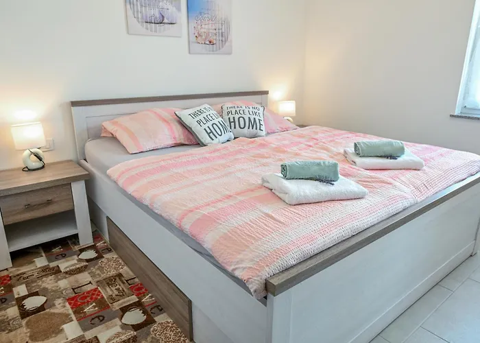 Uma Apartamento Umag