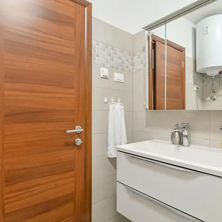 Uma Apartamento Umag